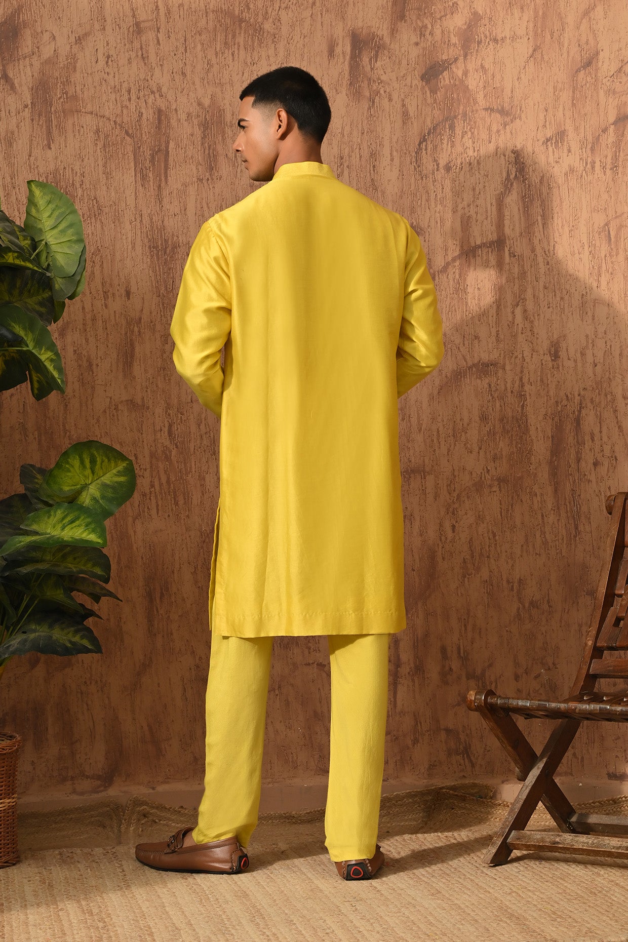 GREEN CHANDERI mens kurta pajama stole with 3d embroidery