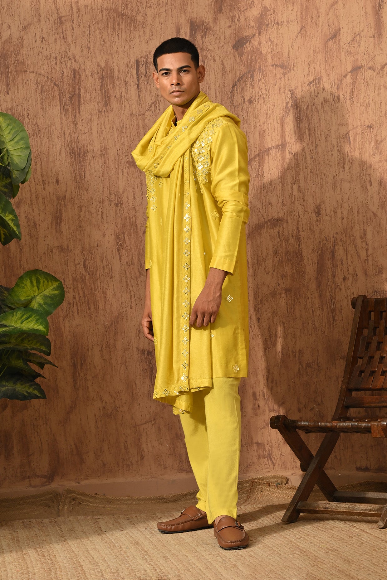 GREEN CHANDERI mens kurta pajama stole with 3d embroidery