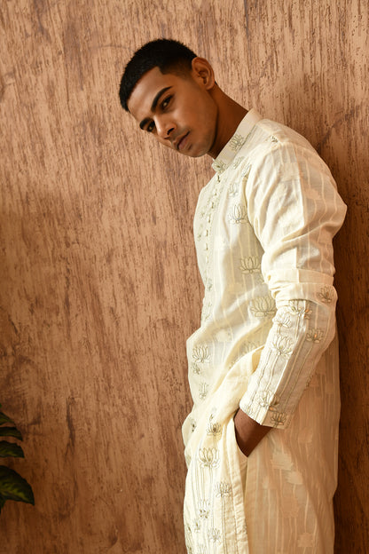 IVORY COTTON JACQUARD mens kurta pajama with zari work